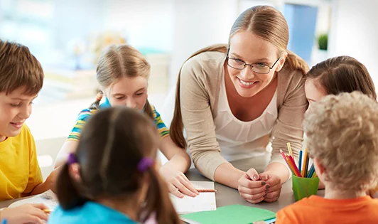 Teacher with kids. discussing about label